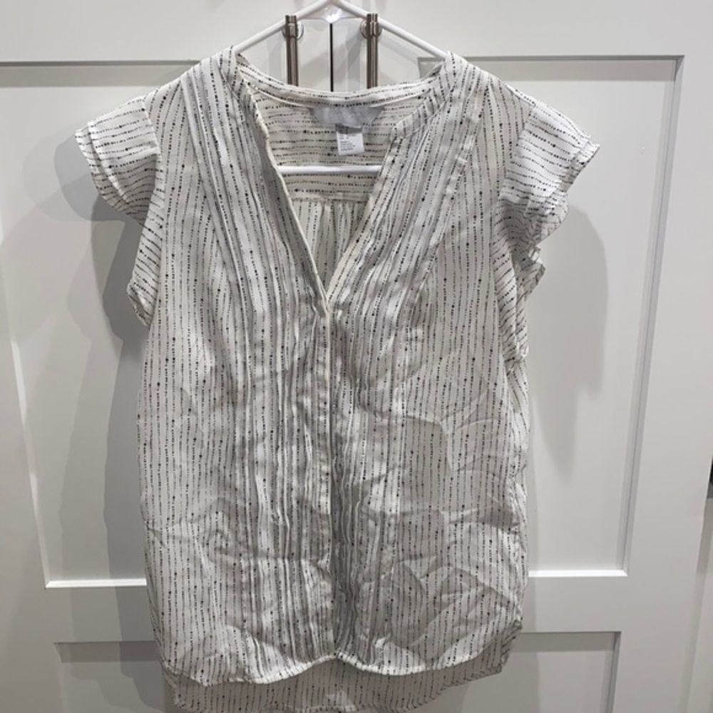 Hm conscious black and white blouse